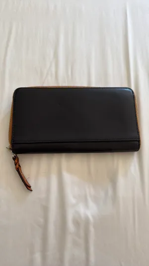 Dooney & Bourke black leather wallet. thumbnail 2