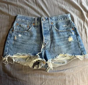Levi’s 501 Shorts High-Rise thumbnail 1
