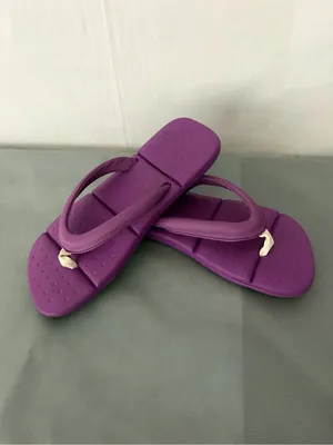 Crocs Women’s Size 9 Purple Flip Flops Excellent Condition (B198) thumbnail 7