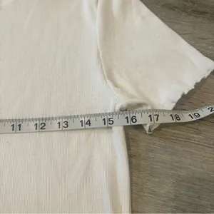 Grayson Collective Social Peanuts Snoopy White Ribbed Cropped T-Shirt Medium NWT thumbnail 5