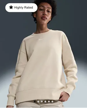 Women’s Nike Crewneck size medium  thumbnail 1