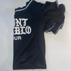 Saint Pablo Tour Croptop with Layered Sleeves Black Size M thumbnail 2