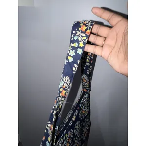 Vera Bradley Purse Chandelier Floral Shoulder Bag Pockets Zip Close Small Tote F thumbnail 4