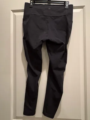 NWOT GapFit Women's Cropped Legging Black Size L thumbnail 3