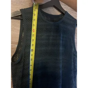 Lululemon Tank Top Sleeveless Athletic Perforated Army Green Breathable Size 6 thumbnail 4