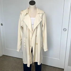 MAUBY Trench Coat In Off White thumbnail 2