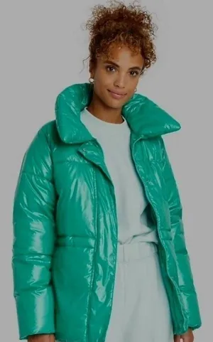 Green Puffer Jacket thumbnail 1