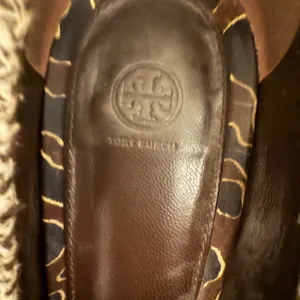 Tory Burch Cleo Tweed and Silk Bow High Heel Pump Brown Navy Leopard Size 7 thumbnail 8
