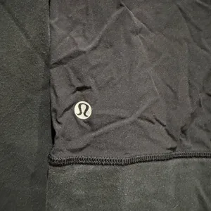 Lululemon All yours Crew in Black size 4 thumbnail 9