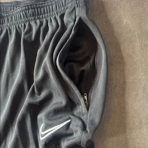 Nike Women’s Academy 21 Black Training Track Pants Dri-Fit LARGE NWT thumbnail 7