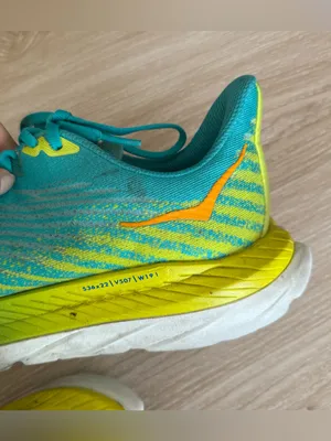 Hoka Women’s 10 B Mach 5 Sneakers Ceramic Teal Blue Yellow Workout Active thumbnail 7