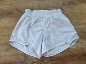 Lululemon Strawberry Milkshake Hotty Hot thumbnail 3