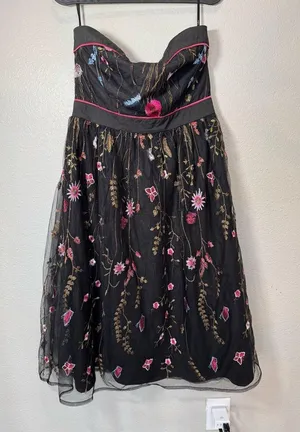 Lulu’s For the Frill of It Black Embroidered Strapless Midi Dress Medium thumbnail 6