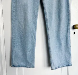 Abercrombie • Curve Love Low Rise Baggy Jean medium light wash faded distressed loose thumbnail 7