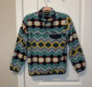 Patagonia Women's Lightweight Synchilla® Snap-T Pullover Aztec Print thumbnail 2