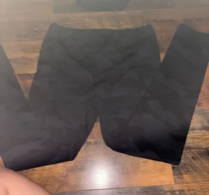 Black camo leggings Size M thumbnail 1
