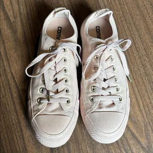 Converse Size 7.5 Pale Pink Low Top Sneakers Shoes thumbnail 2