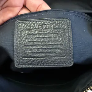 Coach Vintage Kelsey Black Pebbled Leather Satchel Crossbody Purse thumbnail 9