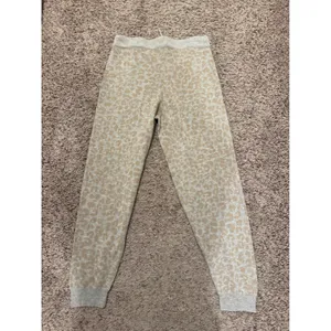 Heartloom Knit Leopard Lounge Joggers – Size‎ Large thumbnail 5
