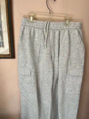 Old Navy cargo sweatpants thumbnail 2