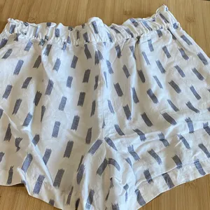 LOFT White High-Waist Lounge Shorts with Gray Brushstroke Print thumbnail 2