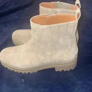 Lucky Brand Boots thumbnail 3