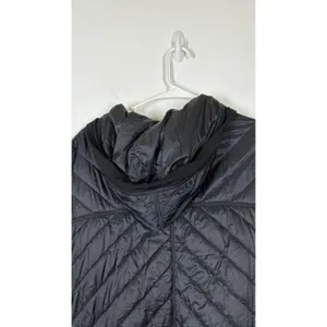 Smartwool Women's Urban Upslope Insulated Reversible Poncho Black Camo Size S/M thumbnail 4