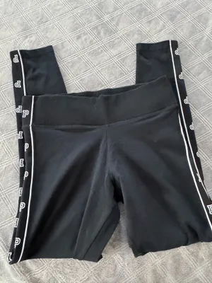Pink by Victoria’s Secret yoga leggings size M black thumbnail 1