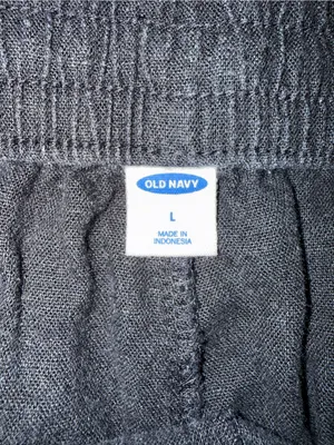 Old Navy Black Linen Blend Waistband Shorts Size L thumbnail 3