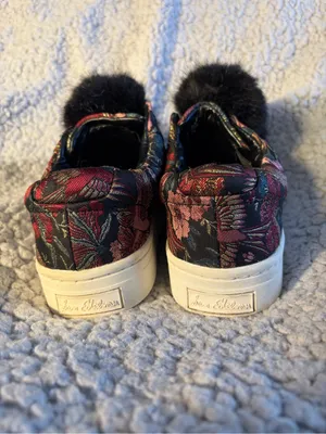 Sam Edelman Leya Faux-Fur Pom-Pom Slip-On Black Brocade Floral Platform Sneakers thumbnail 5
