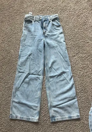 Levi’s cinch baggy jeans thumbnail 1