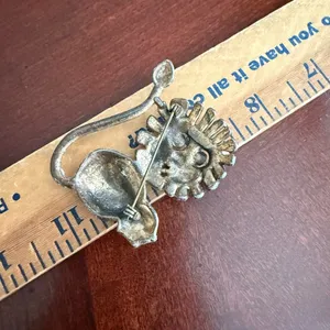 Vintage Lion Brooch thumbnail 2