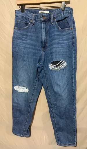 Levi’s high waisted, Mom jeans thumbnail 1