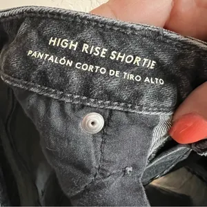 Universal Thread Washed Black High Rise‎ Shortie Raw Hem Denim Shorts thumbnail 4