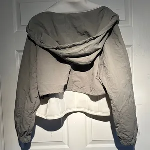 Zara Gray and White Utility Jacket thumbnail 4