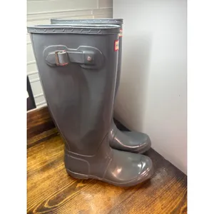 Hunter‎ Gray Tall Rain Boots Size 7 thumbnail 3