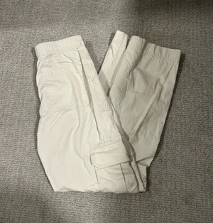 Abercrombie Cargo Pants thumbnail 2