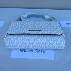 Michael Kors MK Jet Set MD Logo Convertible Crossbody Clutch Bag - Bright White thumbnail 5