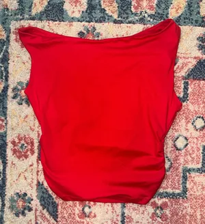 Amazon Red Top thumbnail 1