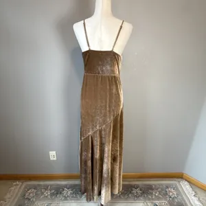 Mia Joy Joyfolie Womens Taupe‎ Velvet Maxi Dress Size M V-Neck Adjustable Straps thumbnail 5