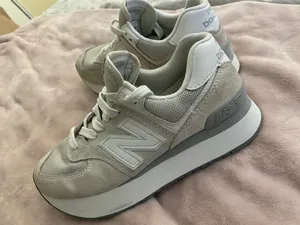 New Balance 574 Platform Shoes Size Women (9) Mens (7.5) thumbnail 4