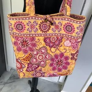 VERA BRADLEY QUILTED TOTE BAG thumbnail 3