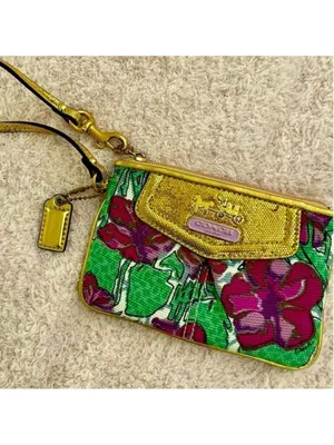 Coach Ashley Iris Floral Wristlet Magenta Green Metallic Gold EUC thumbnail 6