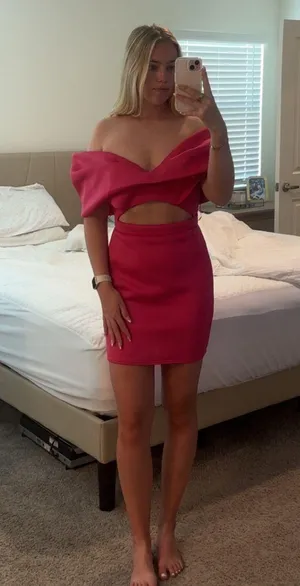Selfie Leslie pink dress thumbnail 3