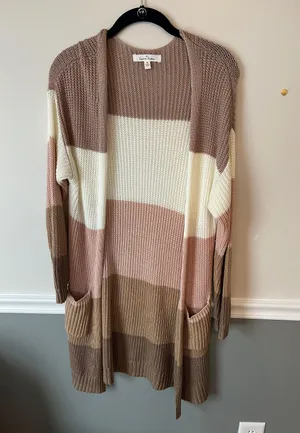 Boutique Sweater Cardigan Size M thumbnail 1