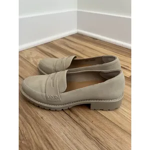 Dolce Vita W 7 Carly Tan Beige Lug Loafer Slip On Old Money Quiet Luxury Minimal thumbnail 4