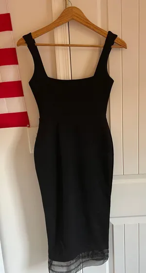 Dress thumbnail 1