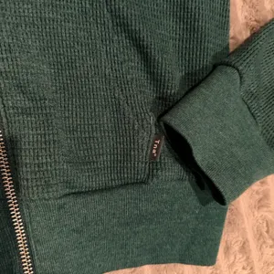 Tna Aritzia Waffle Knit Full Zip Hoodie Dark Green Cropped Thermal Sweater Small thumbnail 5