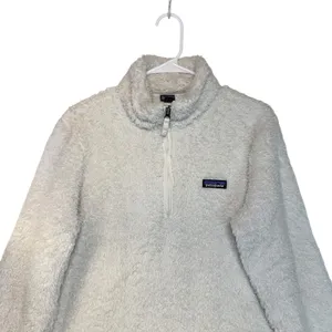 Patagonia Women's Fuzzy Fleece Pullover Sweatshirt White Gray‎ Size L thumbnail 3