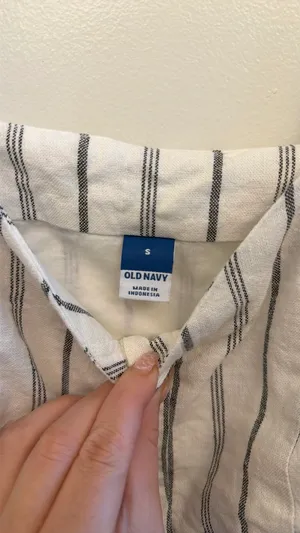 Old Navy Tank Top thumbnail 2